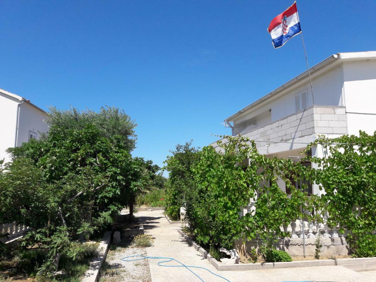 Oaza Apartment Razanac